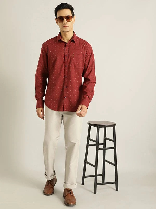 Indian Terrain Men Maroon Shirt